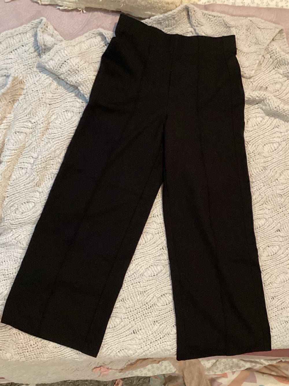 Jones New York Black Wide-Leg Cropped Trousers